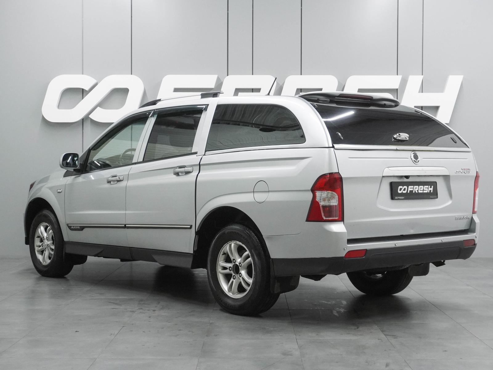 Mitsubishi L200 2005