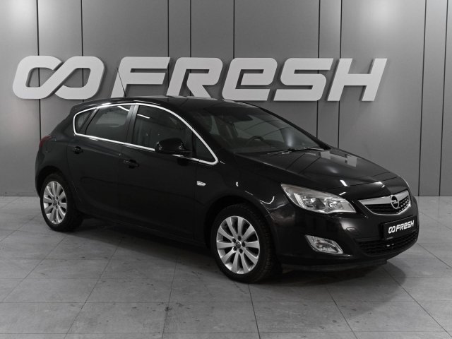 Opel Astra 2012