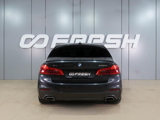 BMW 5 серии 2019