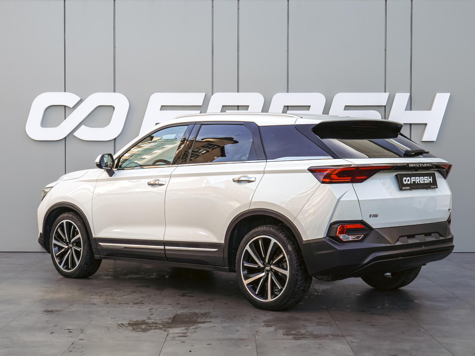 Mitsubishi Pajero 2012