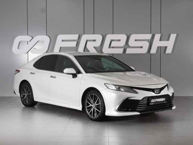 Toyota Camry 2019