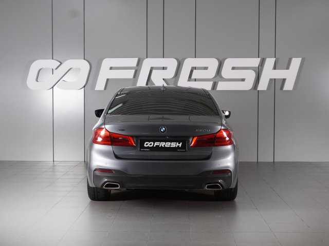 BMW 5 серии 2017