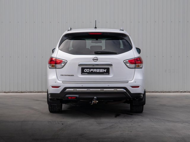 Nissan Pathfinder 2014