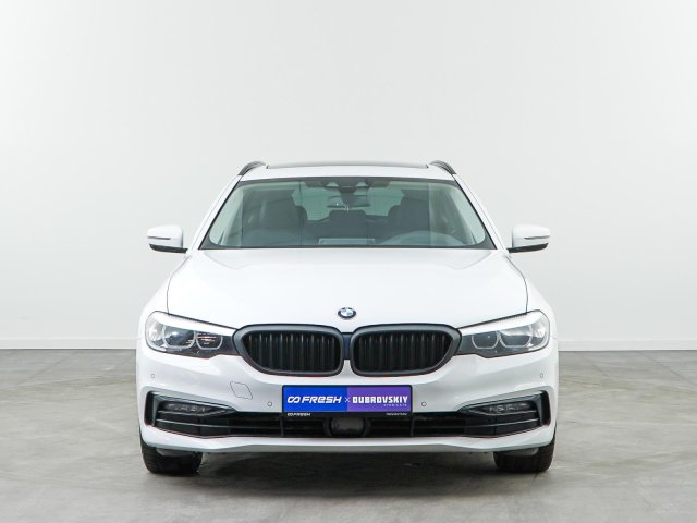 BMW 5 серии 2019