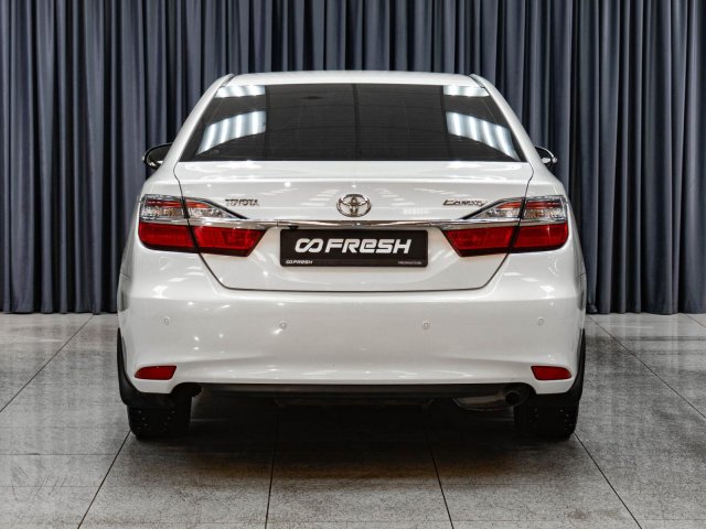 Toyota Camry 2016