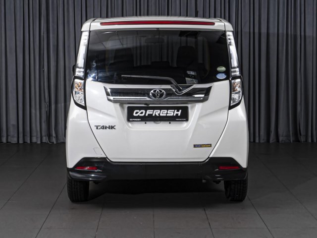 Toyota Tank 2016