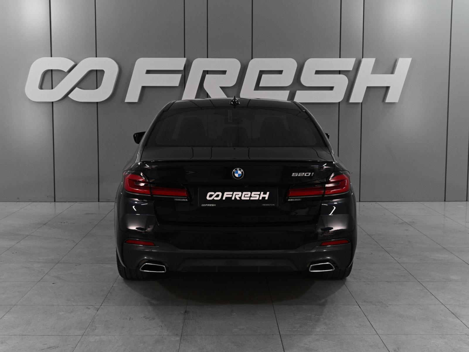 BMW 3 серии 2021