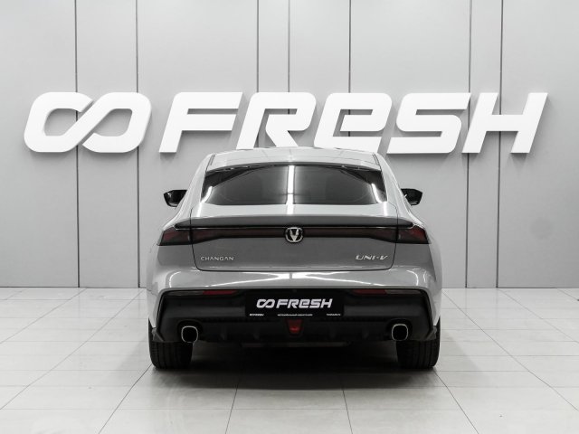Changan UNI-V 2022