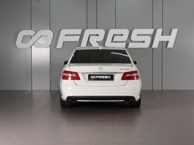 Mercedes-Benz E-Класс 2011