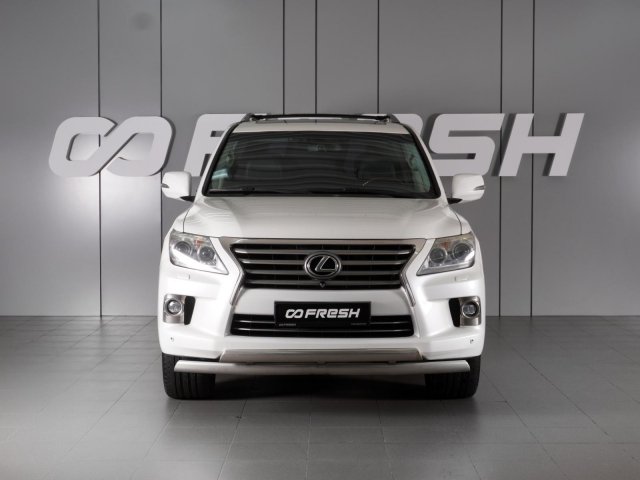 Lexus LX 2013