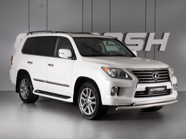 Lexus LX 2013