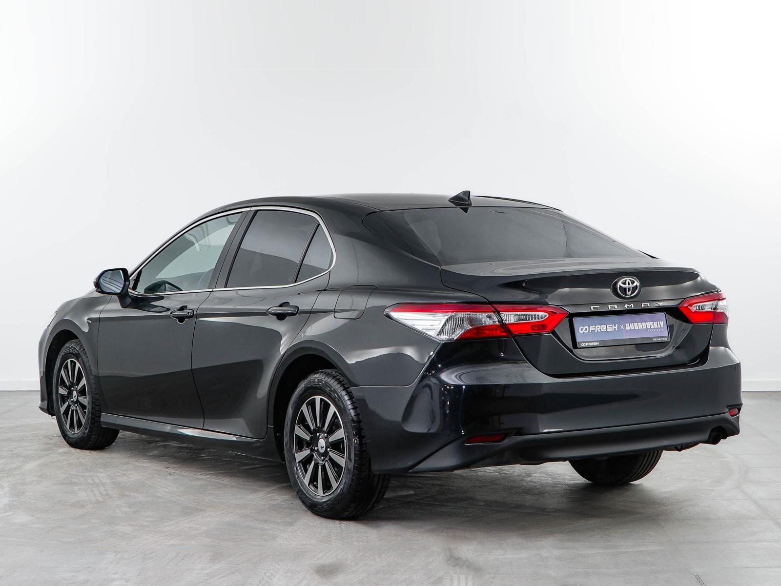 Toyota Camry 2017