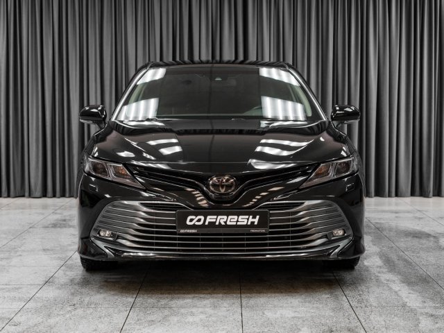 Toyota Camry 2019