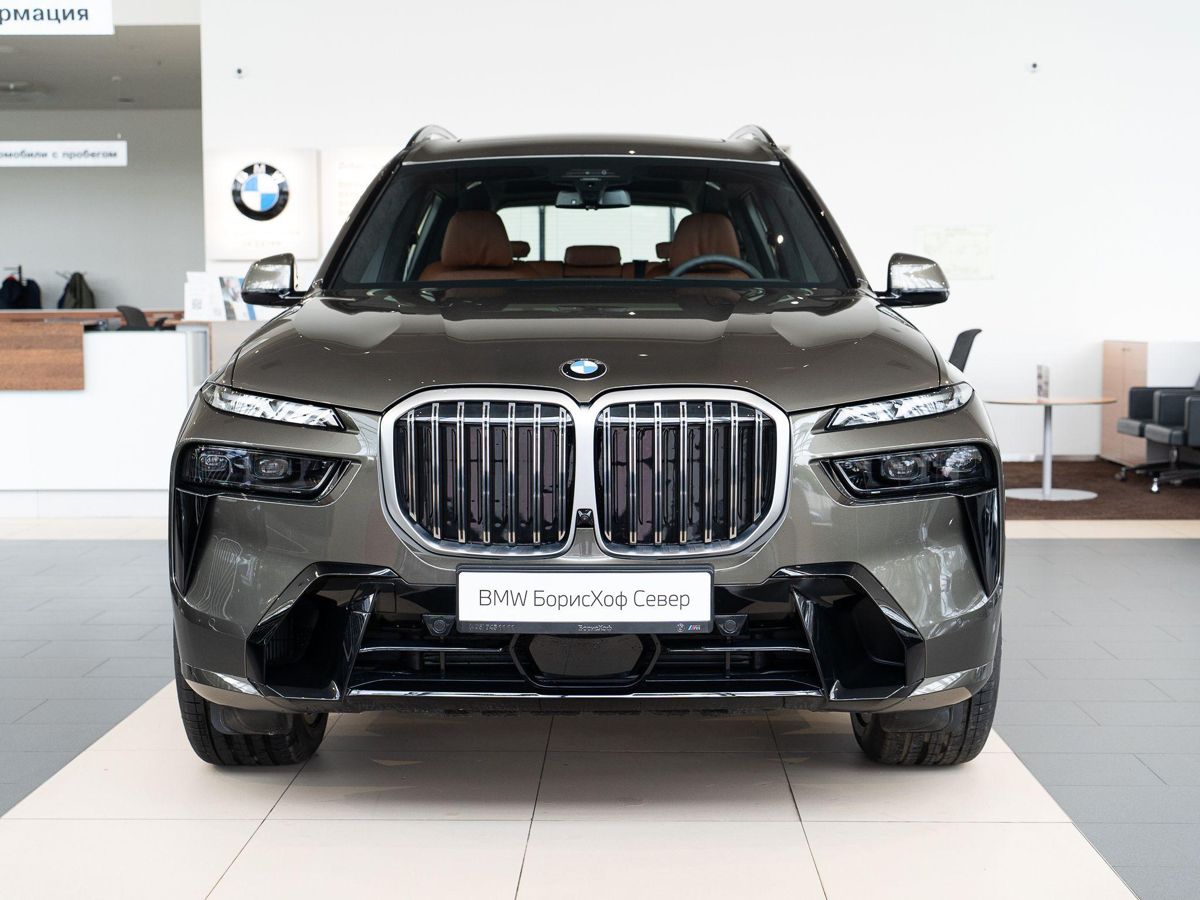 BMW X7 2025