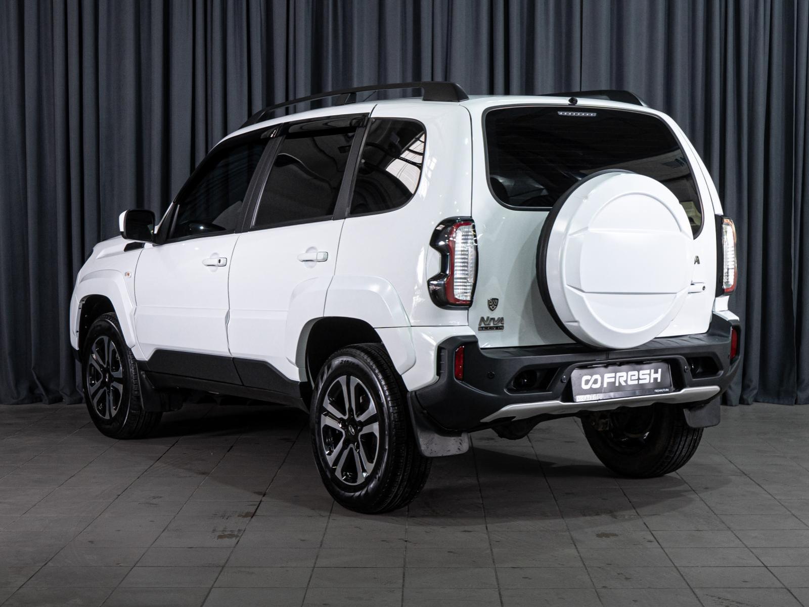 Geely Coolray 2022