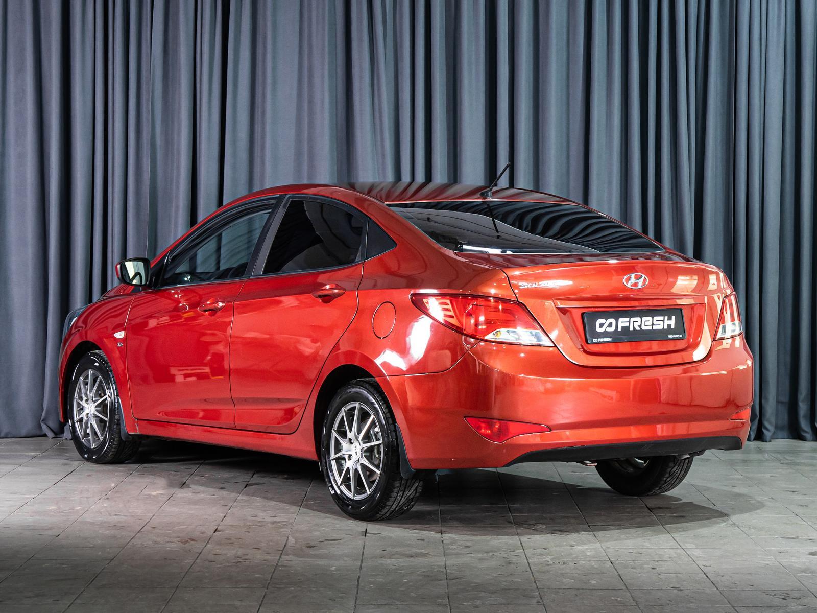 Hyundai Elantra 2012