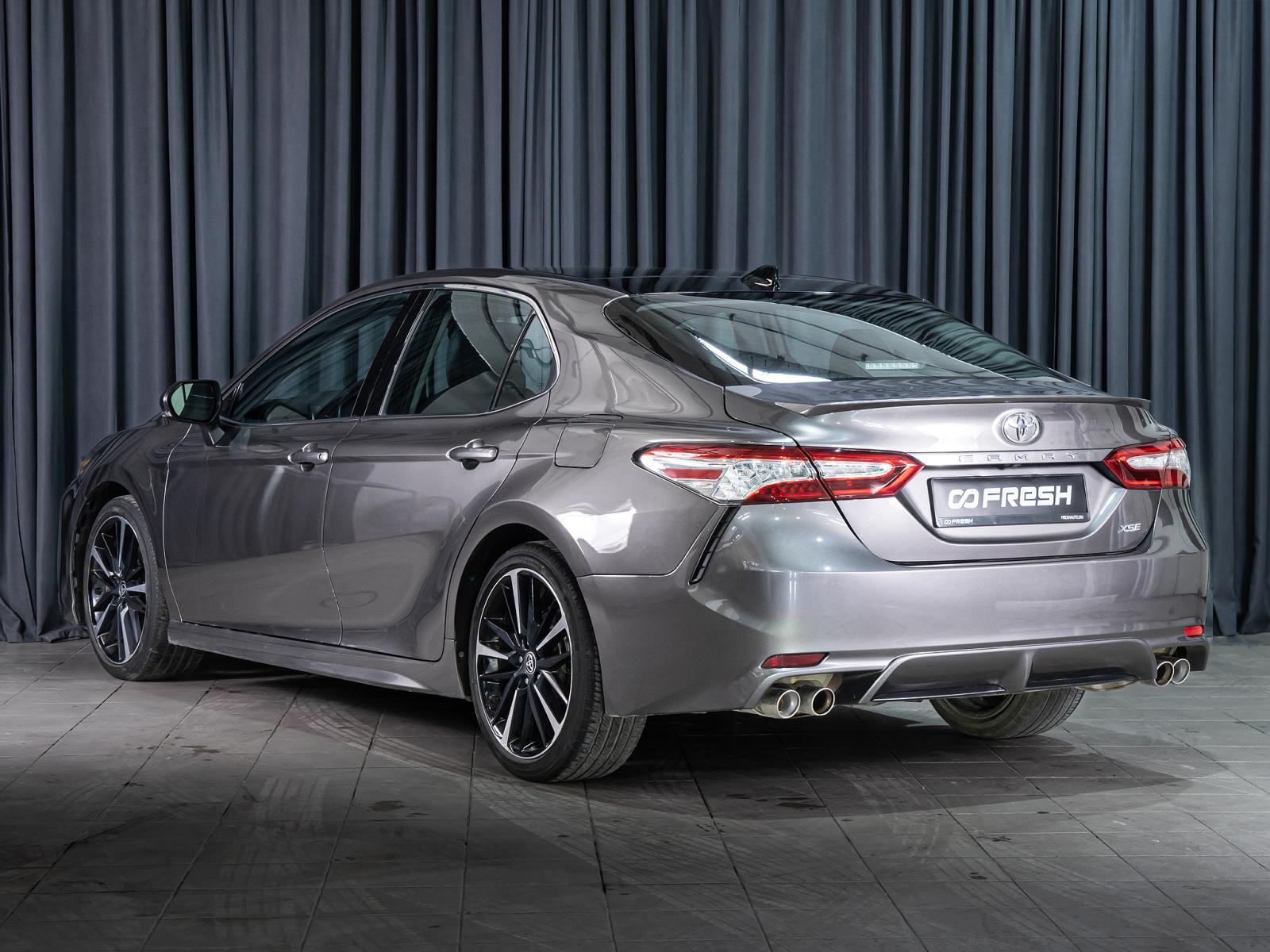 Toyota Camry 2018