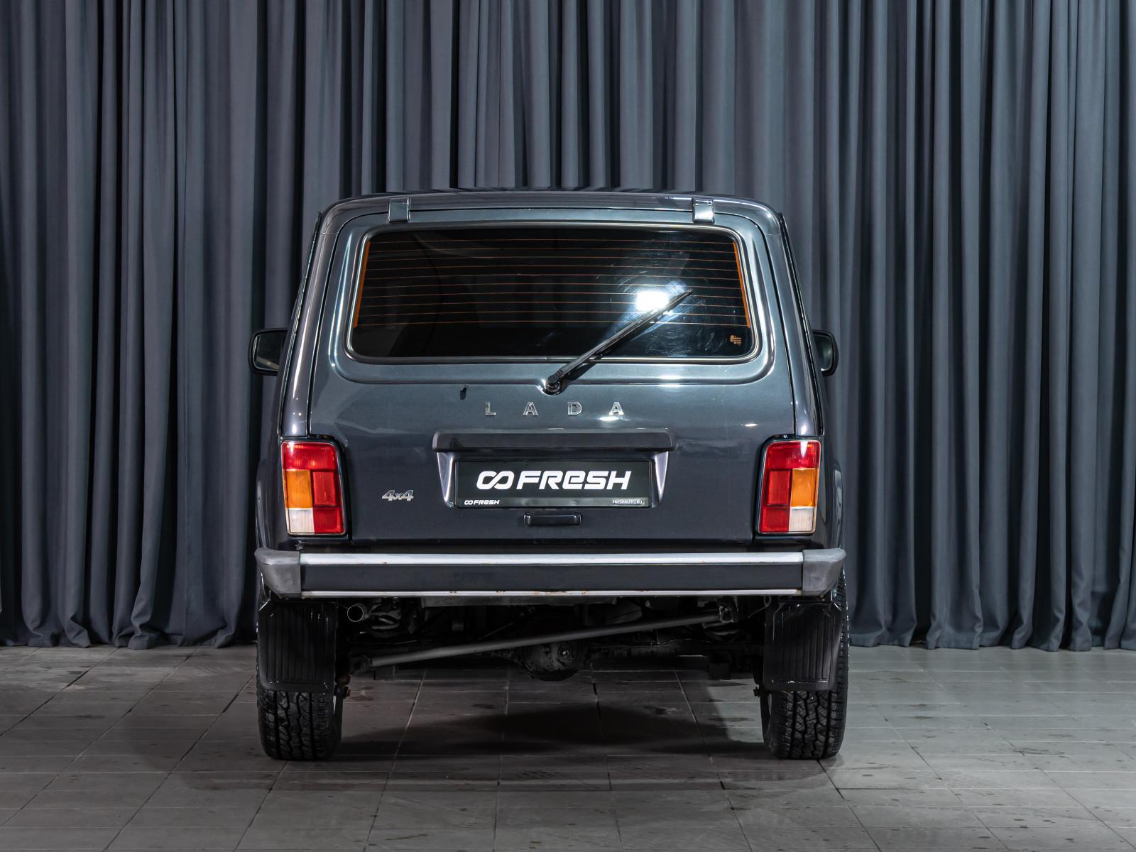 Chevrolet Niva 2012