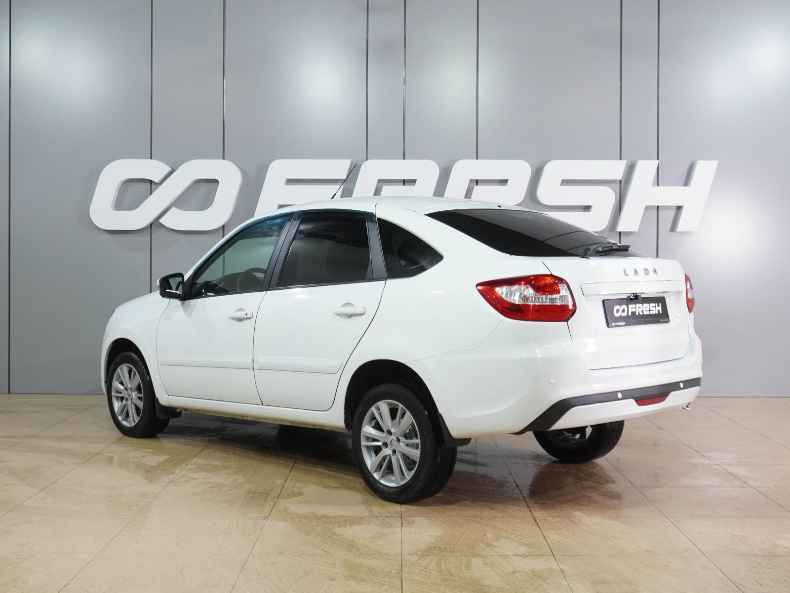 LADA (ВАЗ) Granta 2015