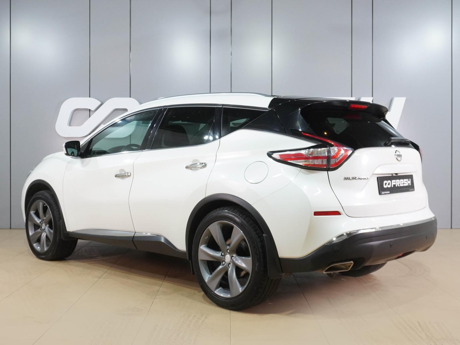 Infiniti QX80 2015