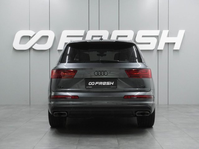 Audi Q7 2016