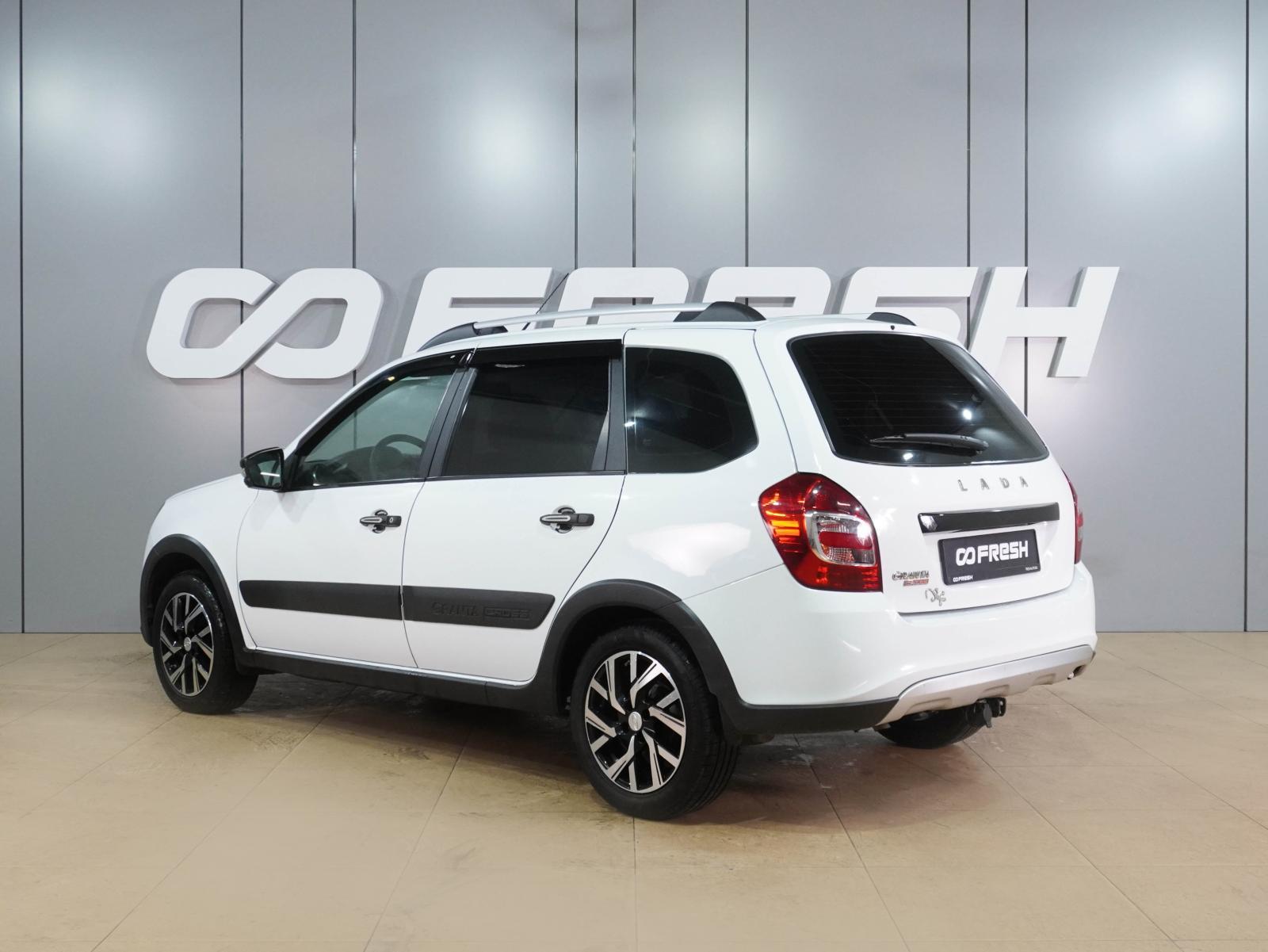 LADA (ВАЗ) Priora 2015