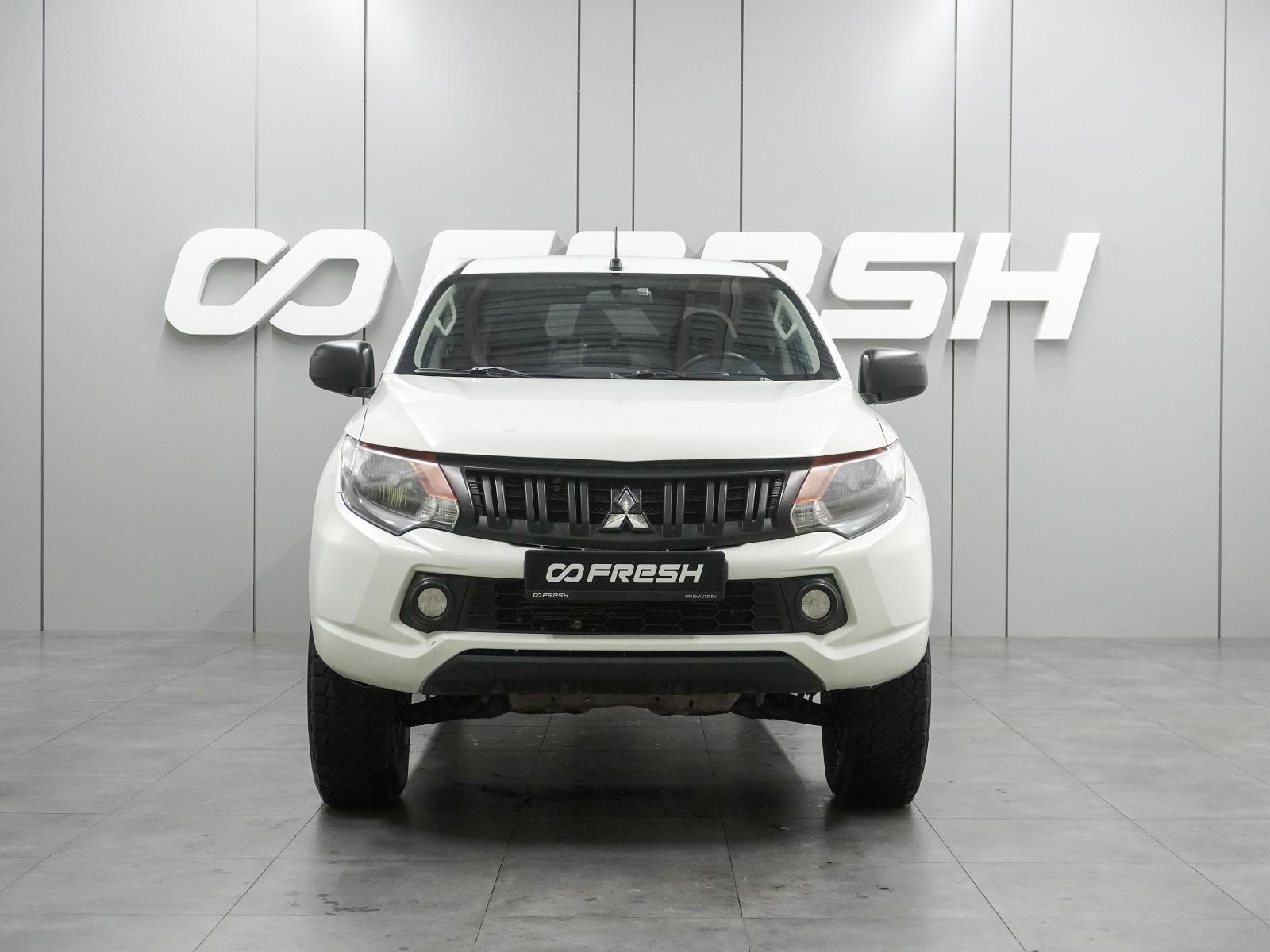 Mitsubishi L200 2013