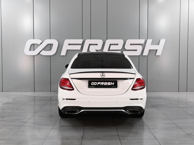 Mercedes-Benz E-Класс 2019