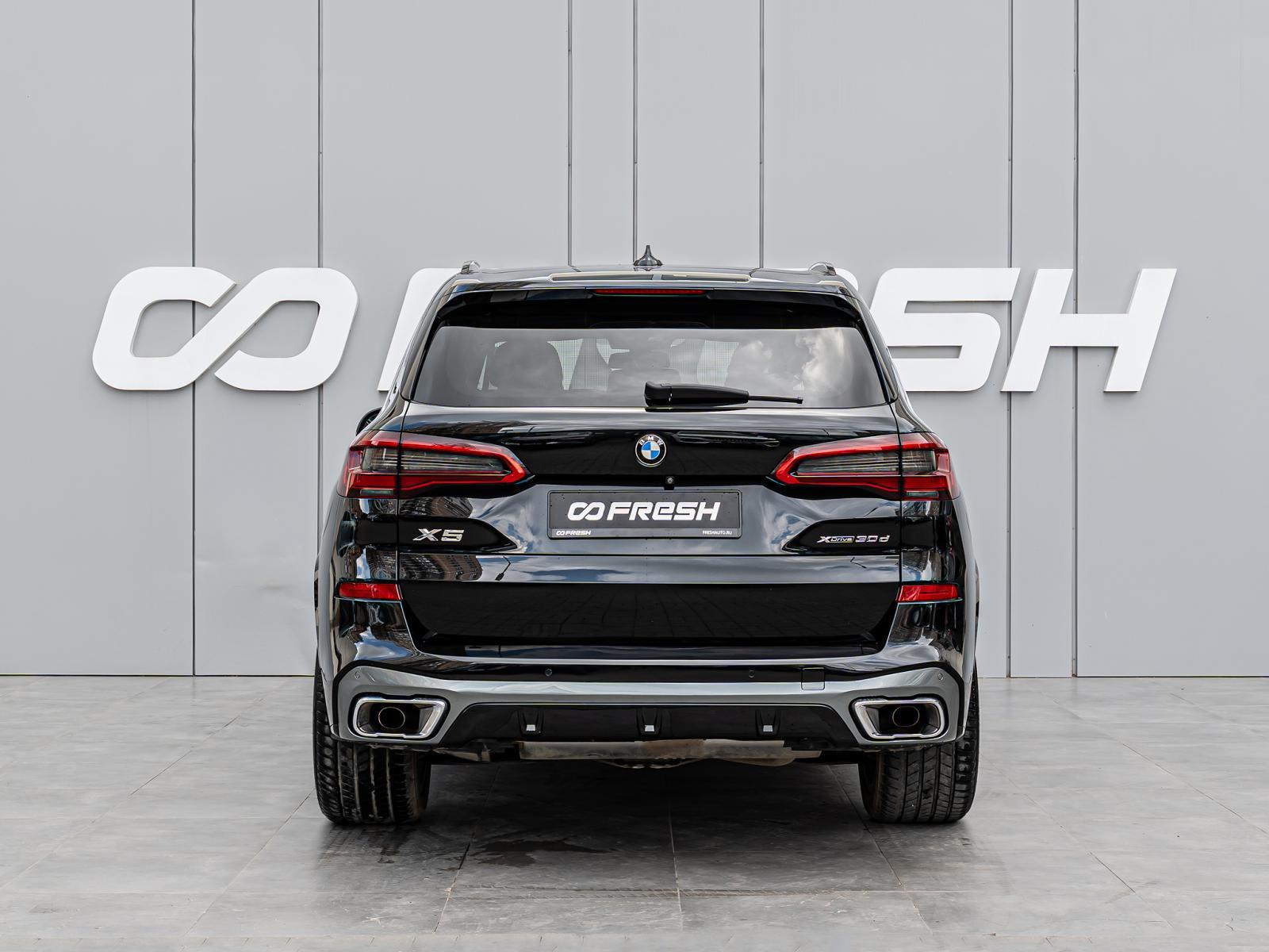 Lexus LX 2014