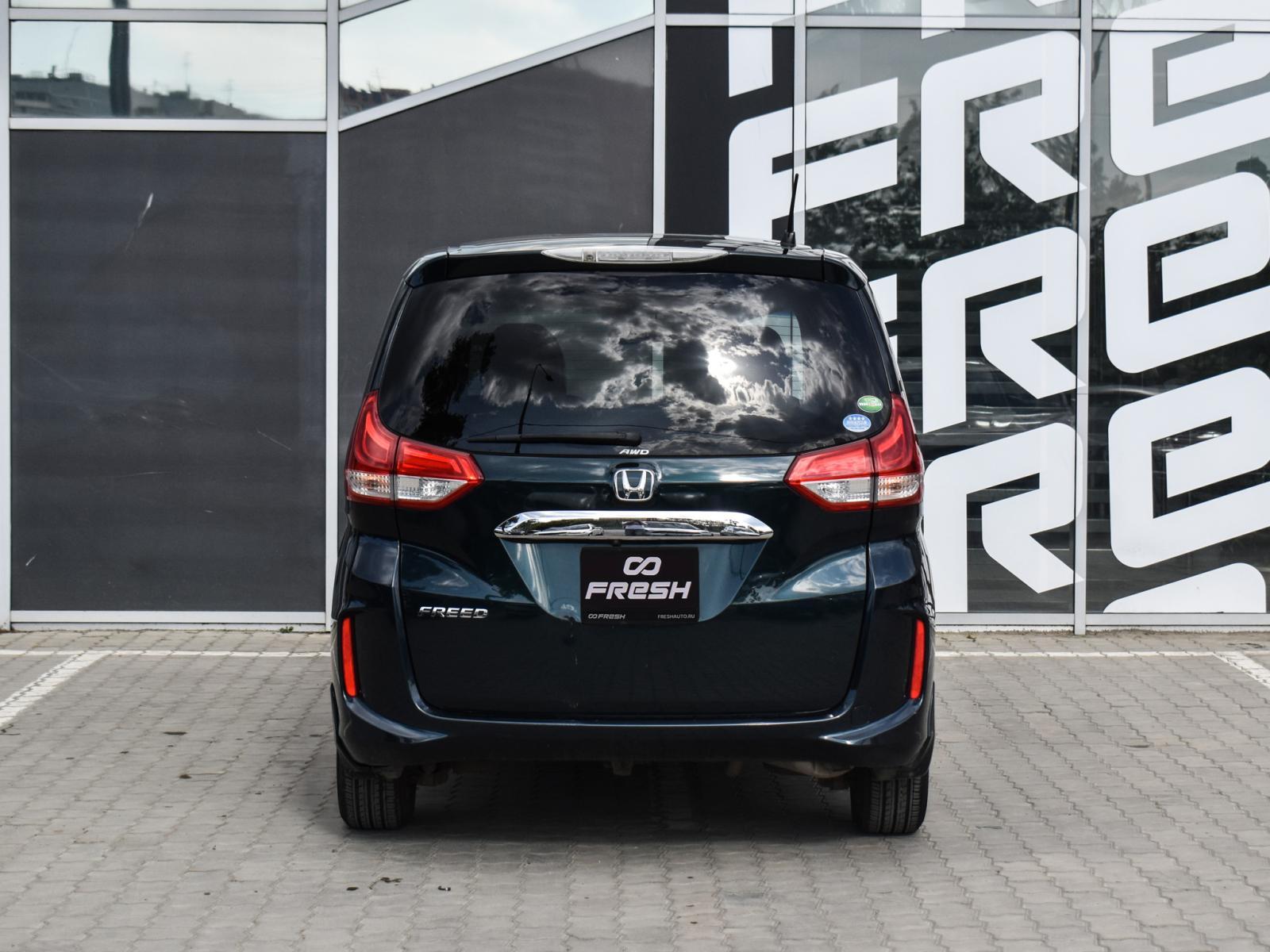 Toyota Voxy 2017
