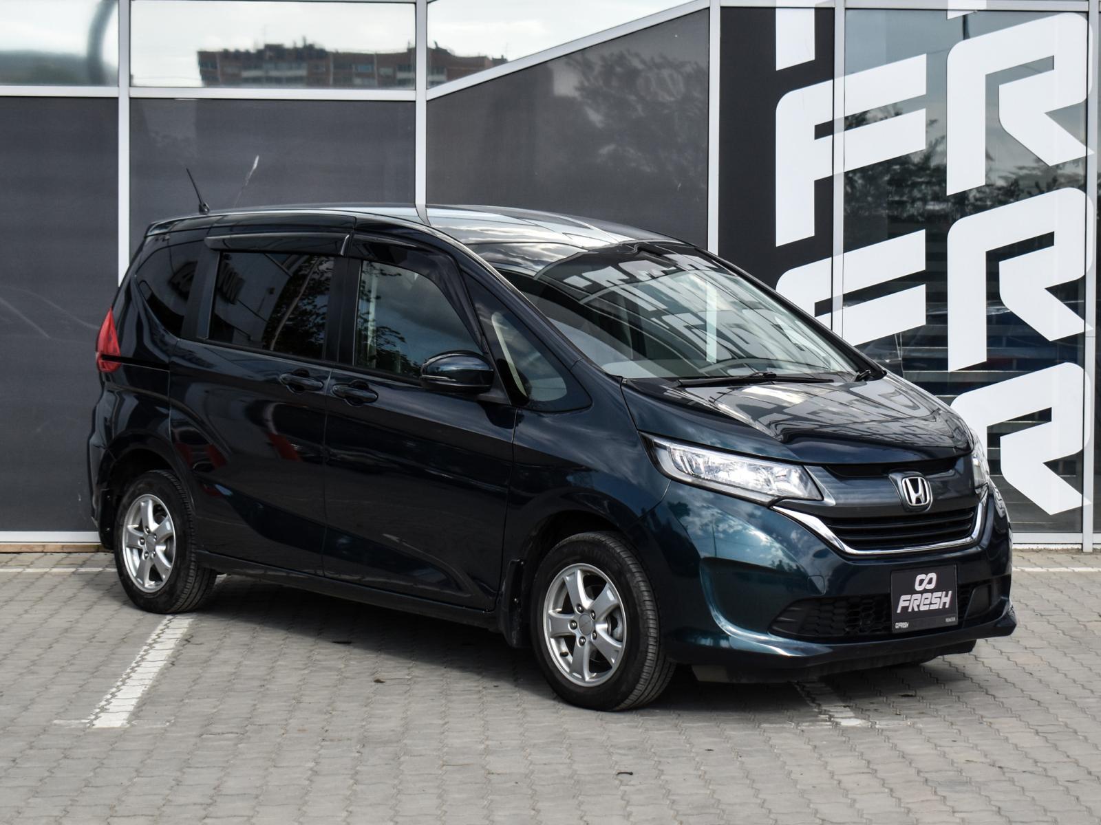 Toyota Voxy 2017