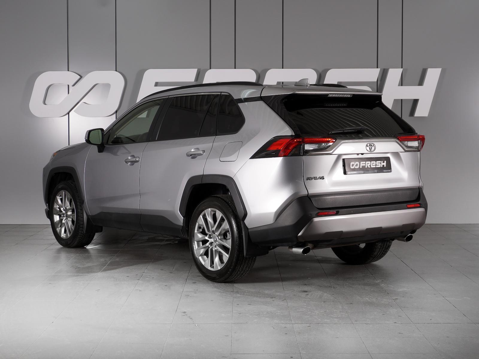 Toyota Land Cruiser Prado 2011
