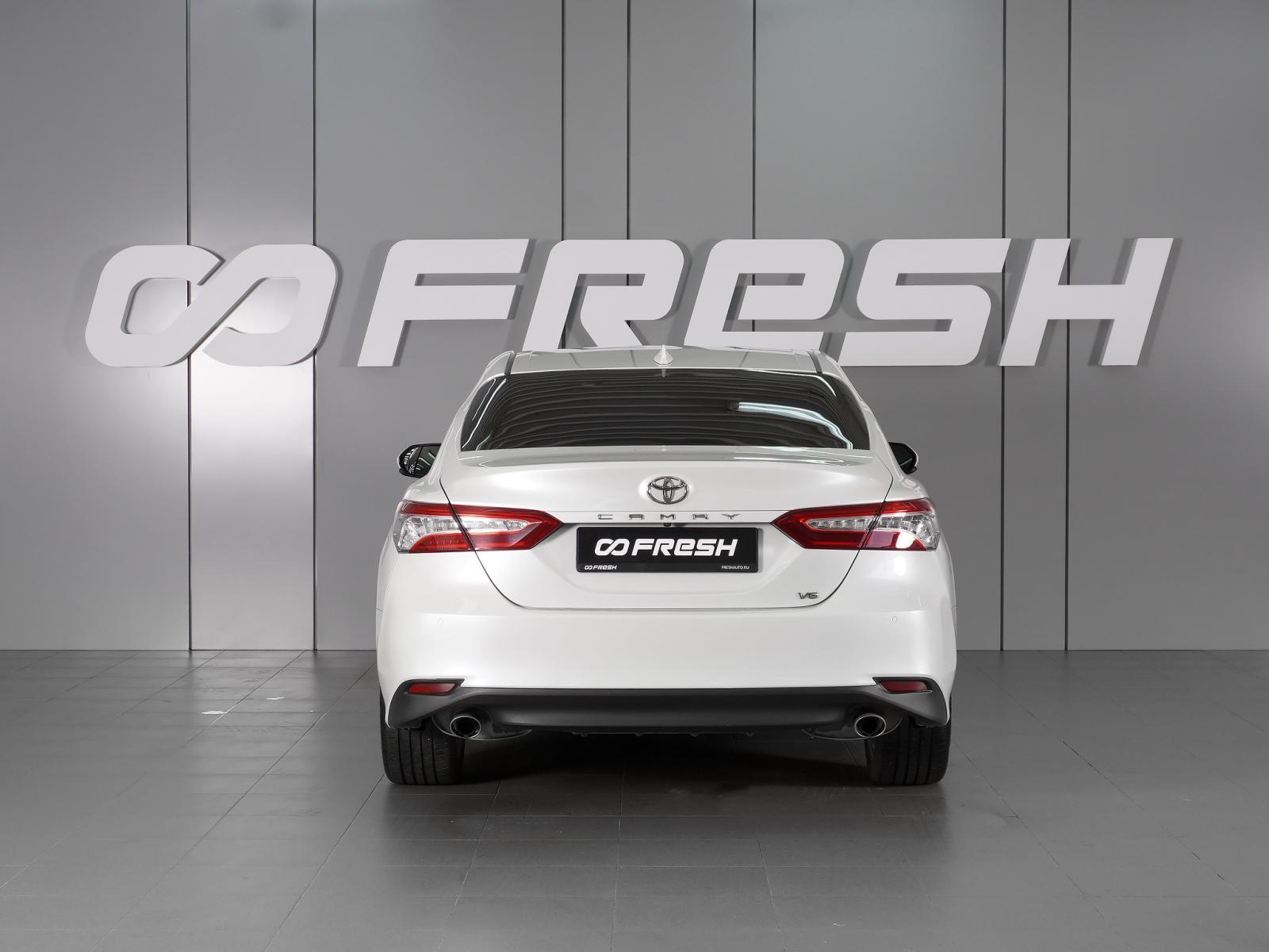 Toyota Camry 2018