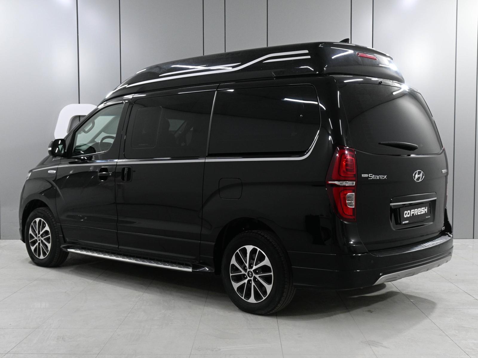 Toyota HiAce 2021