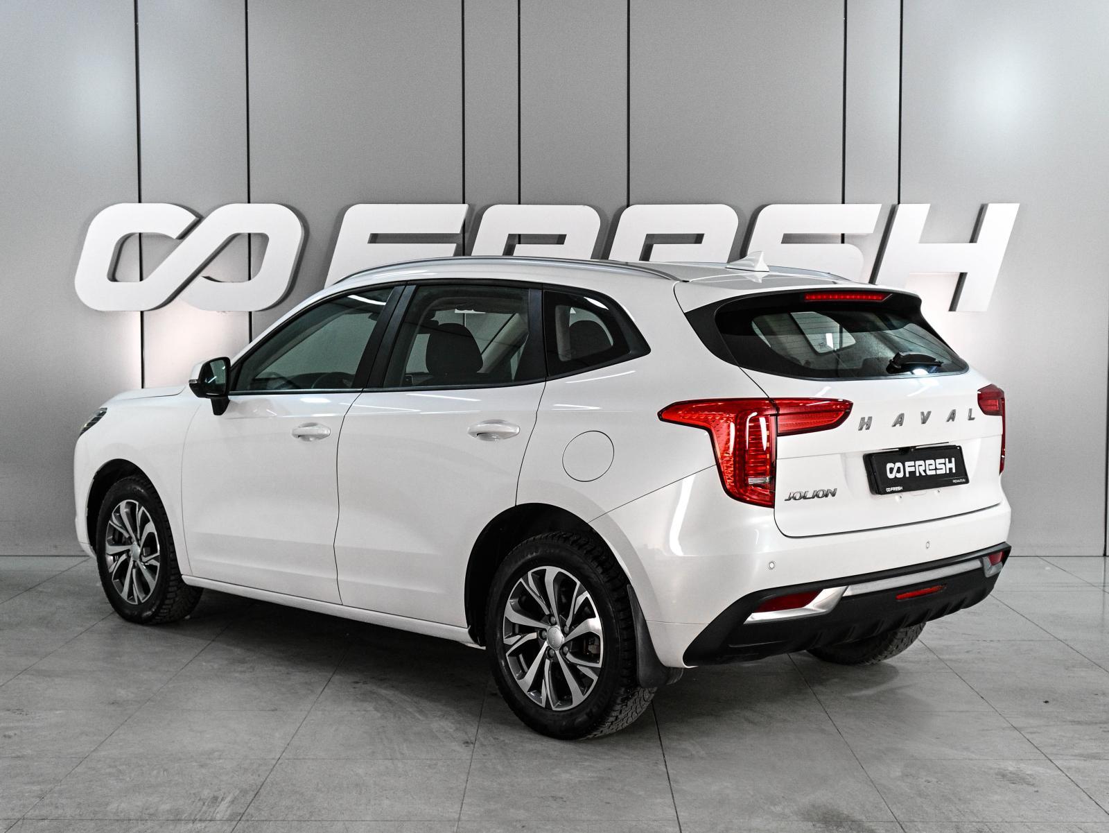 Geely Coolray 2022