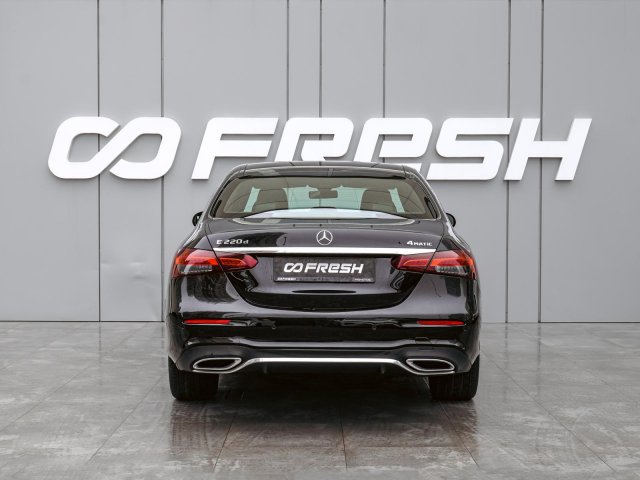 Mercedes-Benz E-Класс 2021