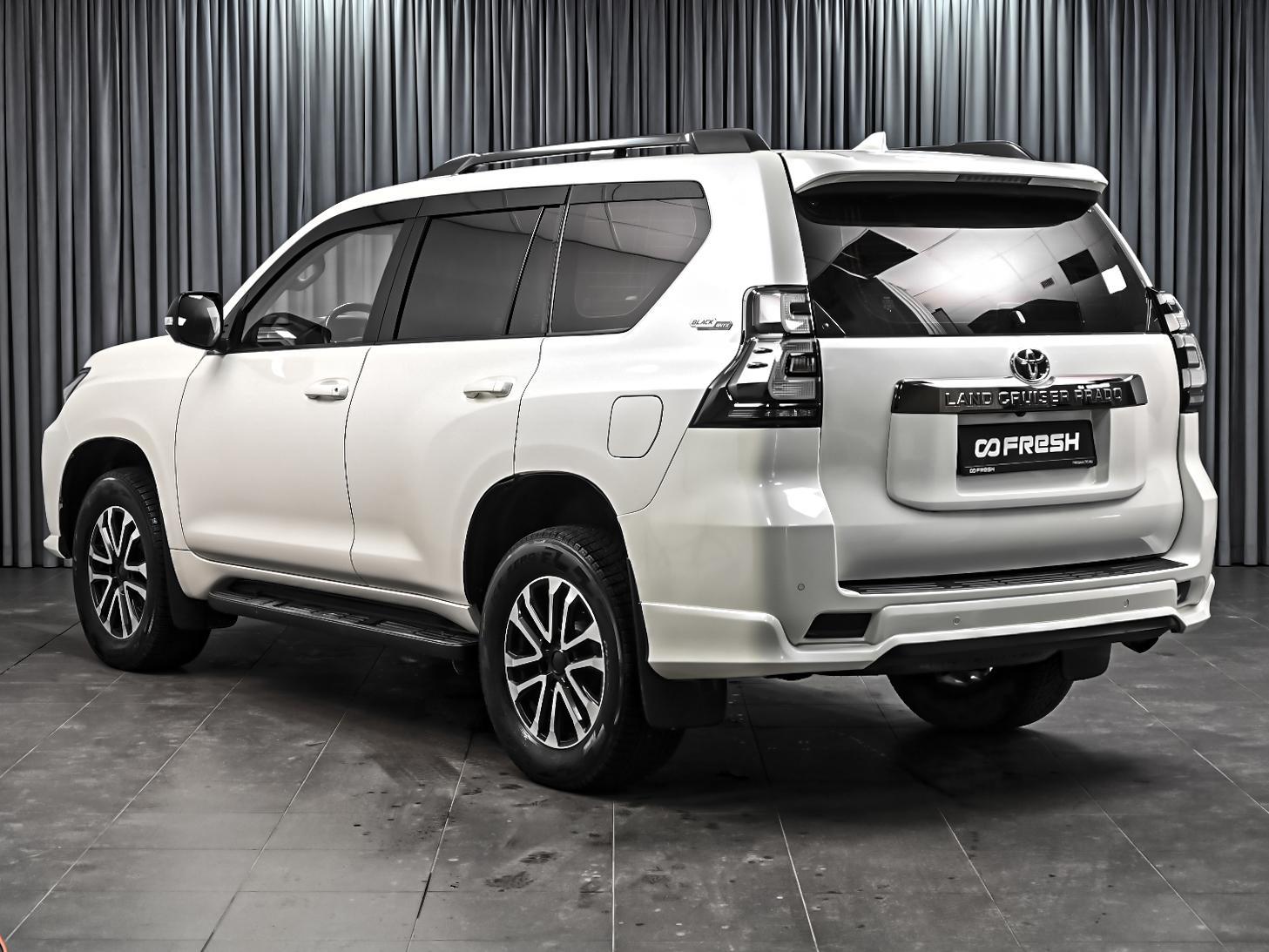 Toyota Land Cruiser Prado 2021