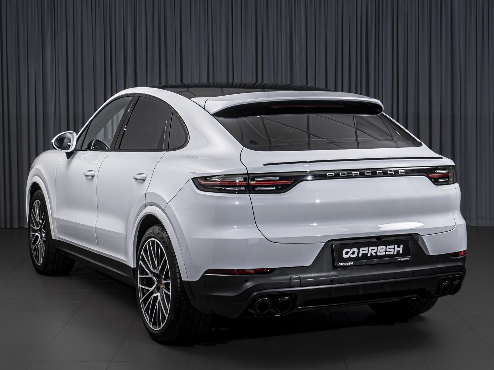 Porsche Cayenne 2021