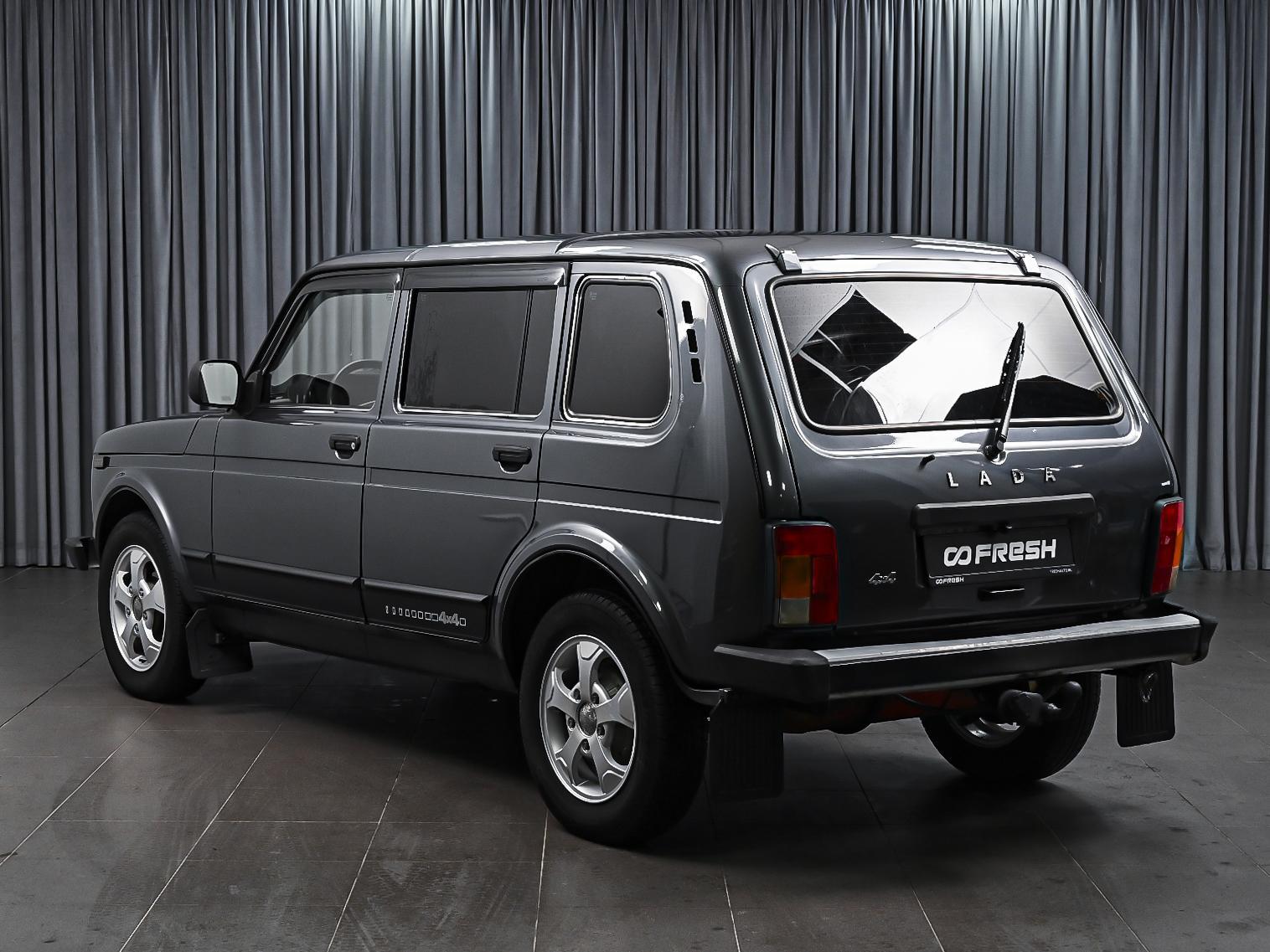 Chevrolet Niva 2012
