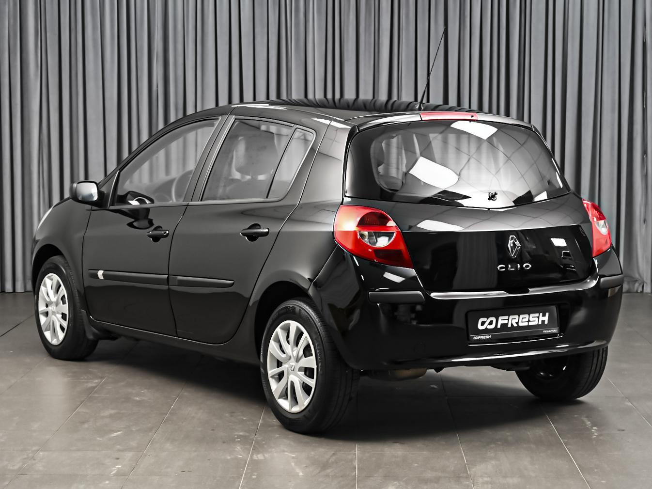 LADA (ВАЗ) Priora 2011