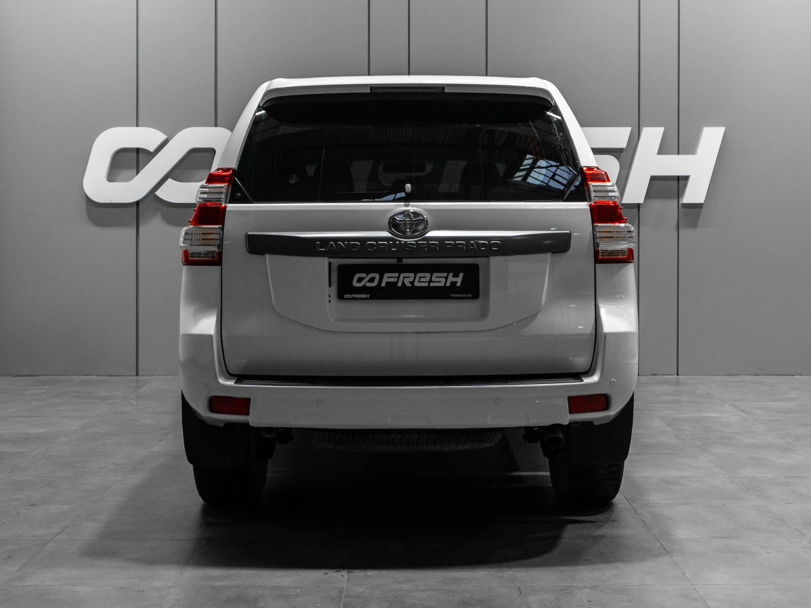 Toyota Land Cruiser Prado 2014