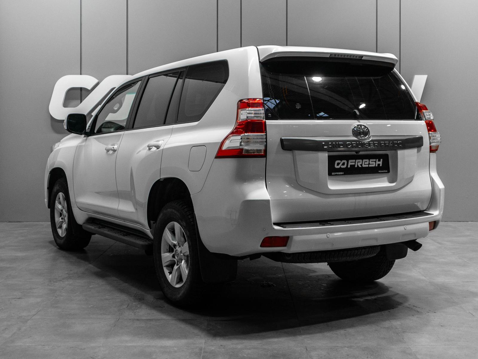 Toyota Land Cruiser Prado 2014