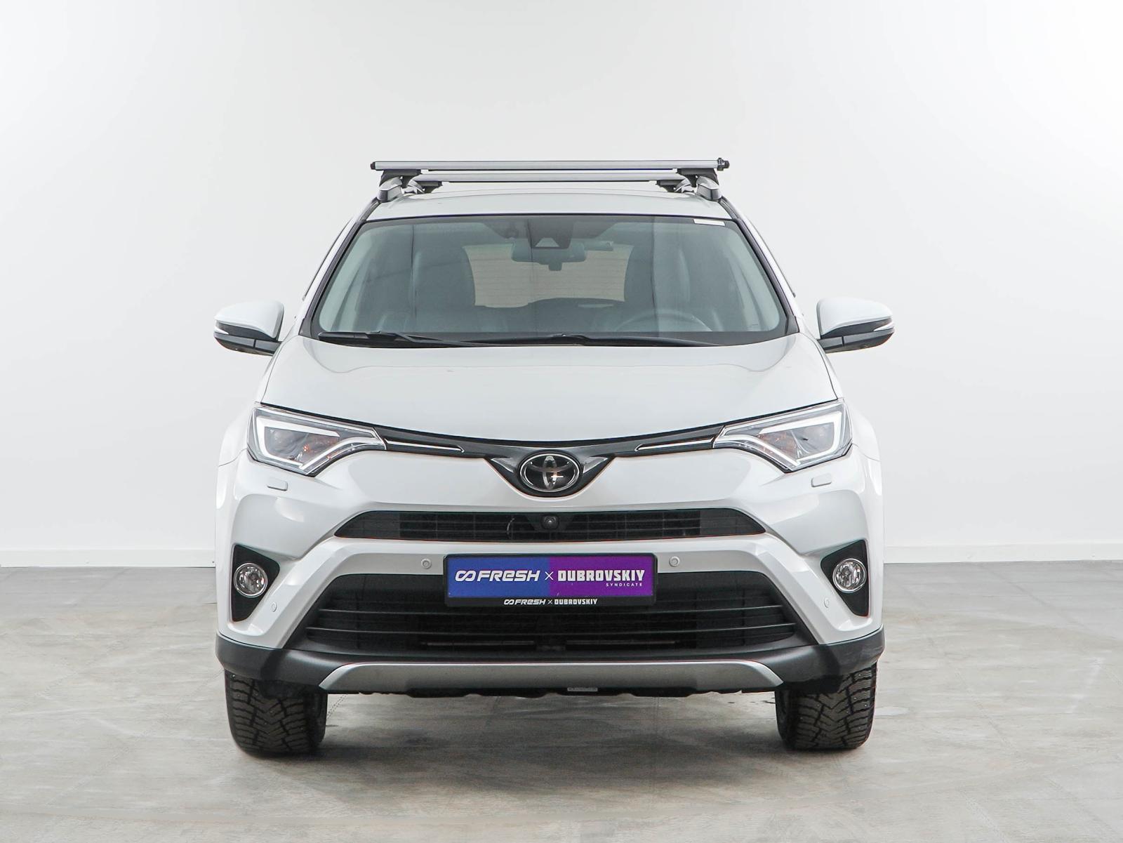 Geely Tugella 2022