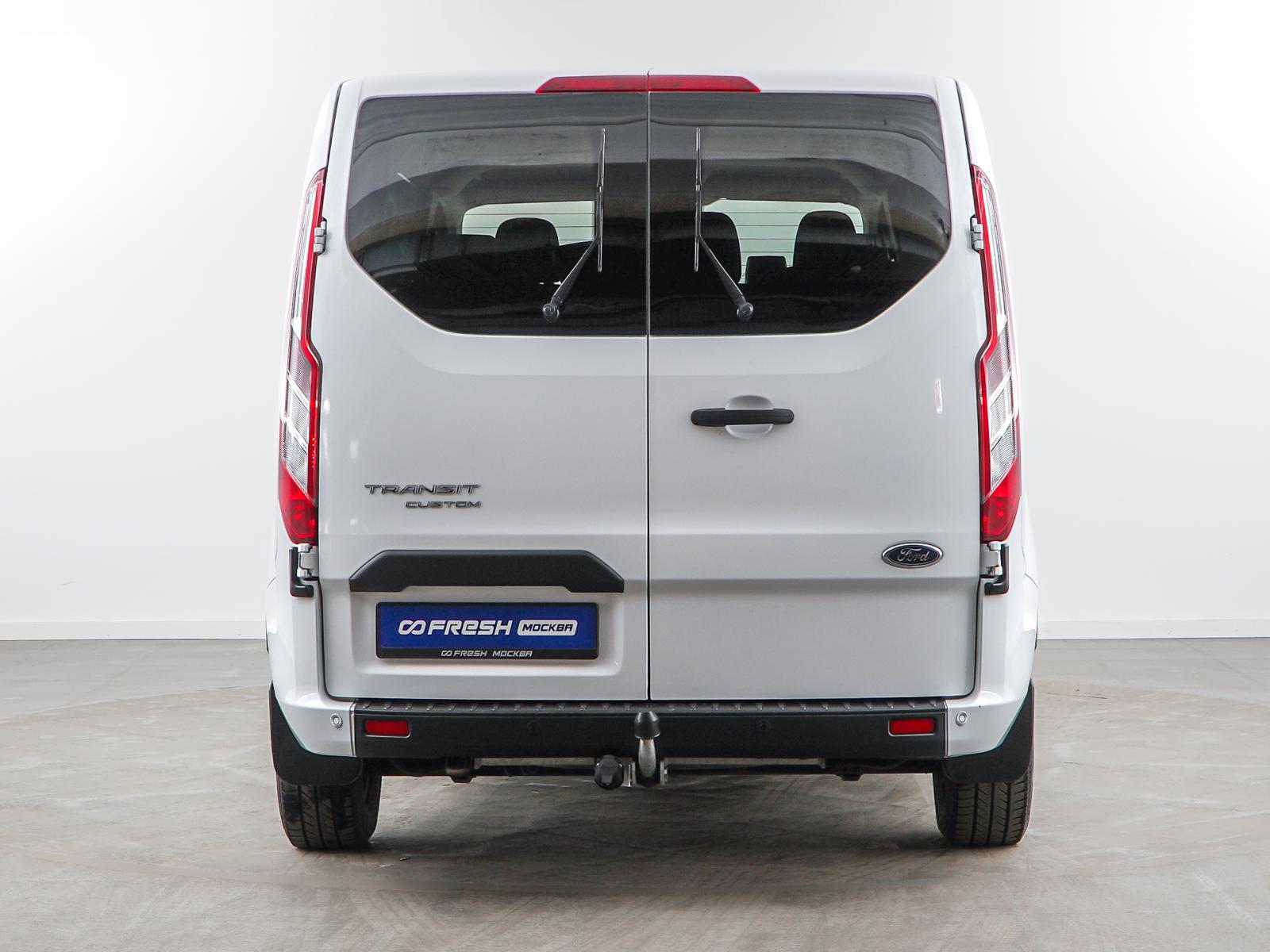 Toyota Alphard 2012