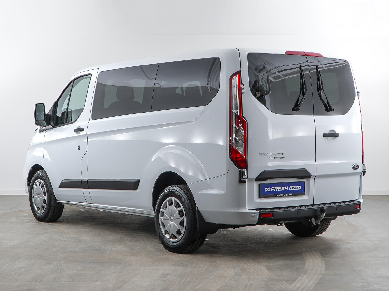 Toyota Alphard 2012