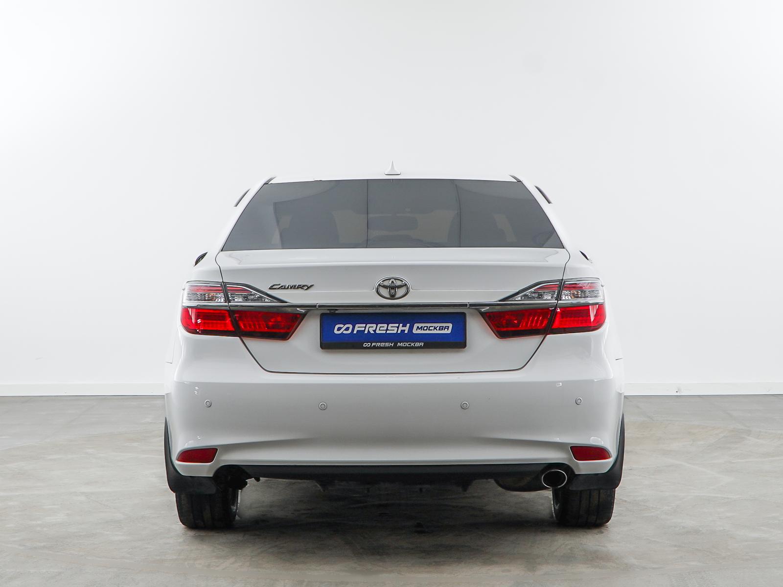 Toyota Camry 2024