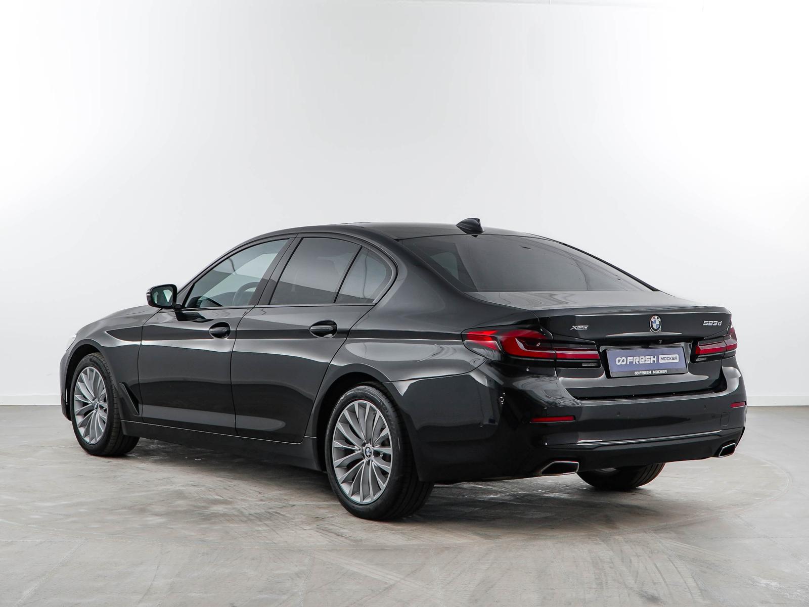 BMW 5 серии 2019