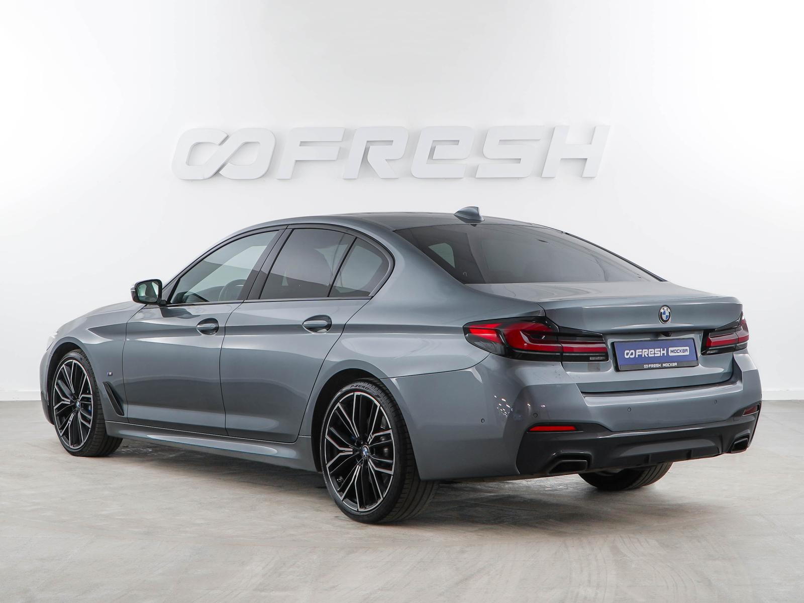 BMW 5 серии 2021