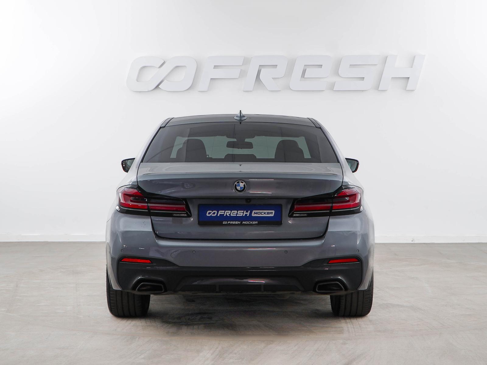 BMW 5 серии 2021
