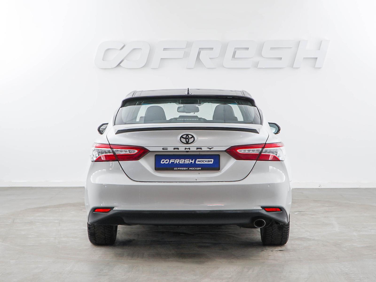 Toyota Camry 2018